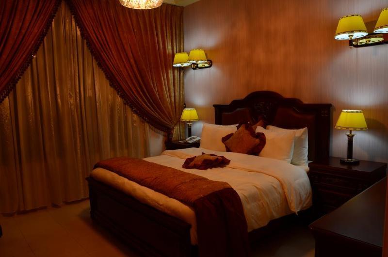 Jad Hotel Suites Amman Exterior photo