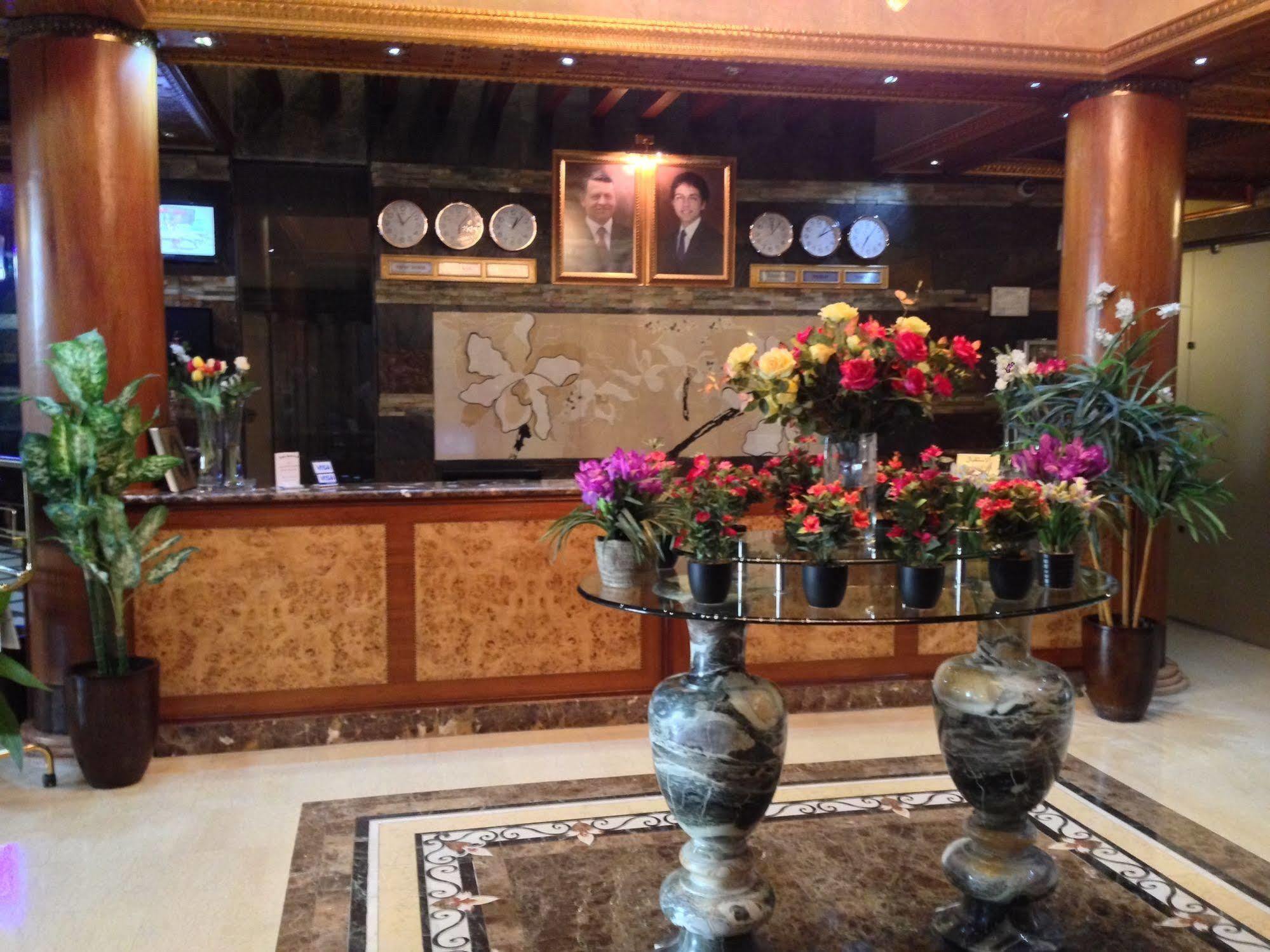 Jad Hotel Suites Amman Exterior photo