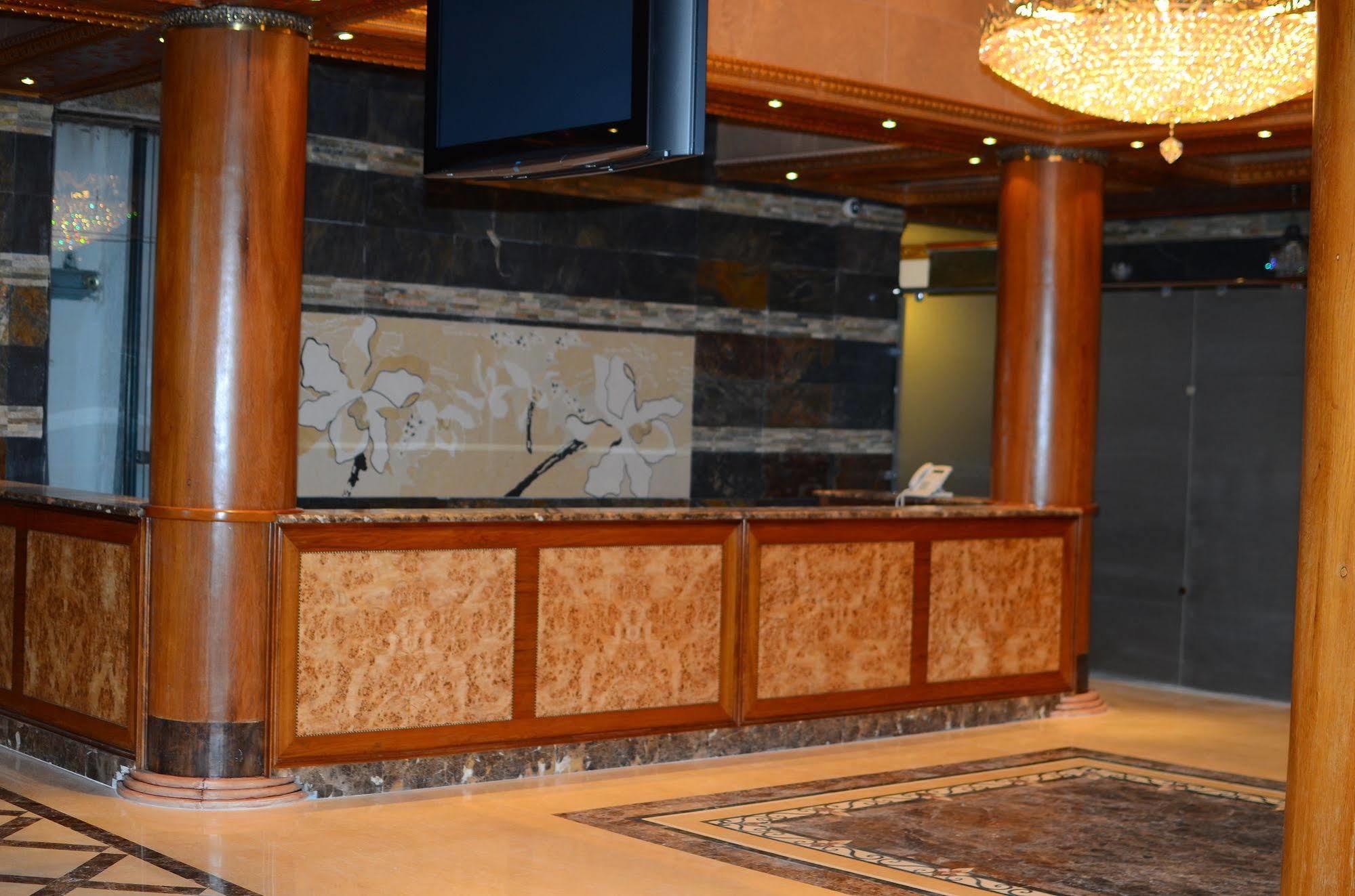 Jad Hotel Suites Amman Exterior photo