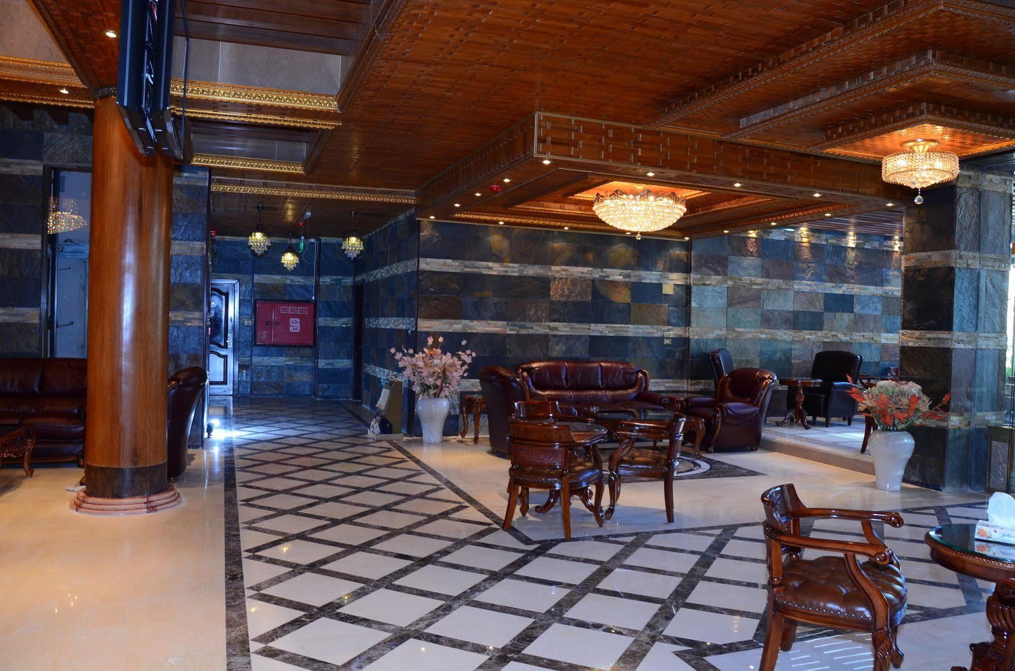 Jad Hotel Suites Amman Exterior photo