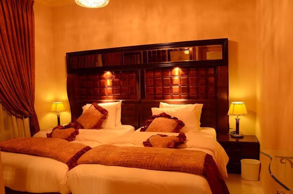 Jad Hotel Suites Amman Exterior photo